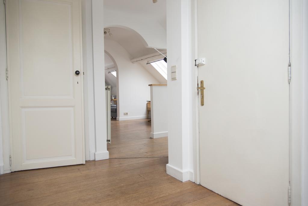 European Apartments Schuman-Ambiorix ブリュッセル 部屋 写真